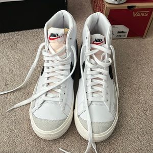 nike womens mid blazers